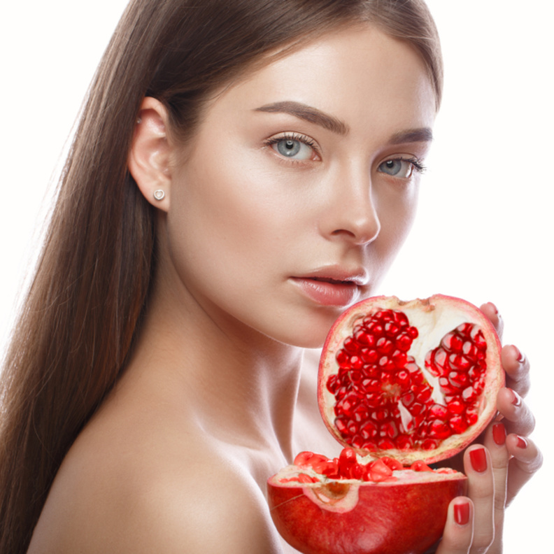 فوائد قشر الرمان للبشرة