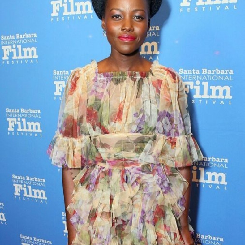 لوبيتا نيونجو 