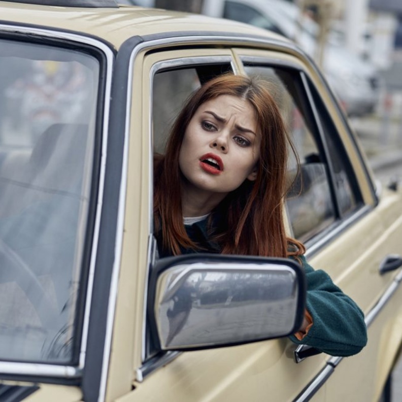 اتباع بروتوكولات غير تلك التي تنص عليها الأنظمة المرورية اثناء القيادة يعكس رقي شخصيتك ومدى احترامك للآخرين