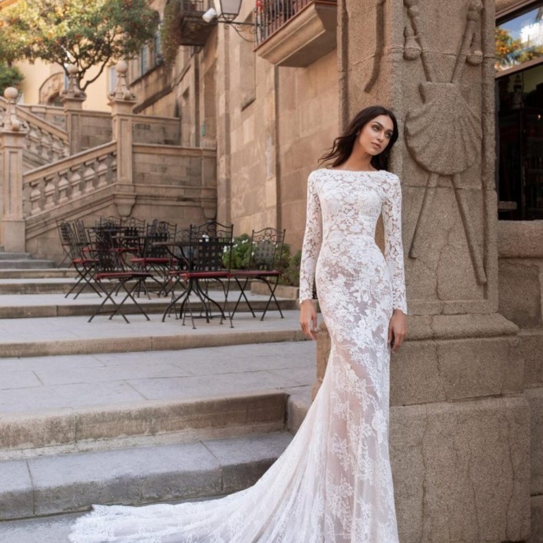 فستان منفوش من جورج حبيقة