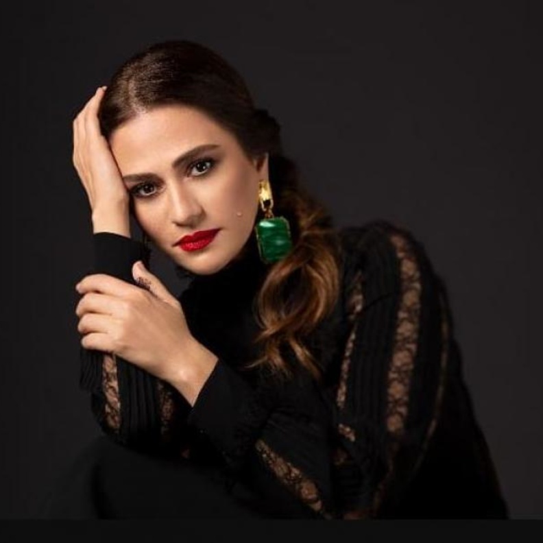 الفنانة اللبنانية جوليا بطرس