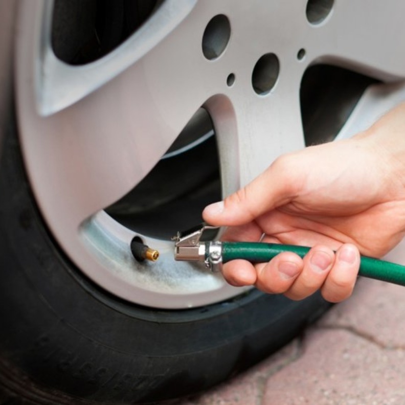 أيهما أفضل للإطارات الهواء أم النيتروجين