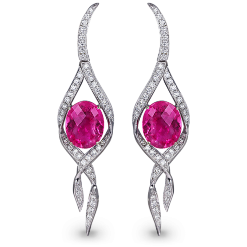 مجوهرات أنثوية مزينة بأحجار التورمالين