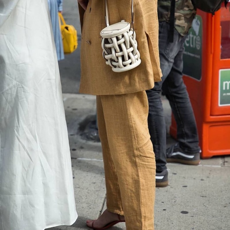 حقائب اسطوانية