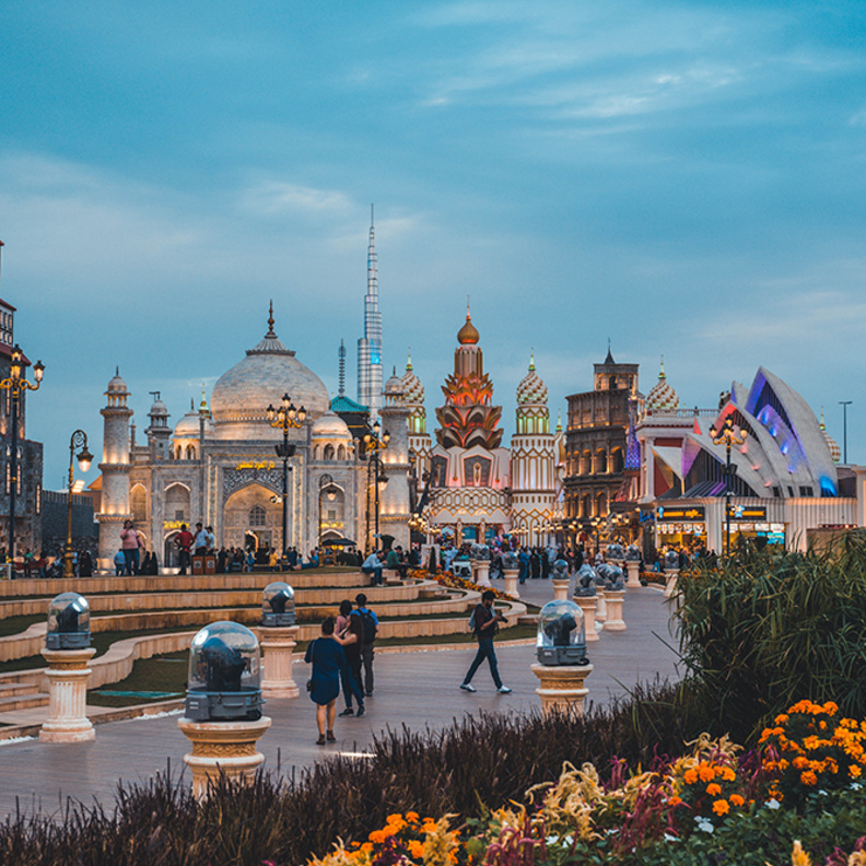 القرية العالمية في دبي .. ملتقى العالم