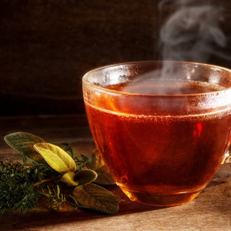  الشاي يقي من ألزهايمر