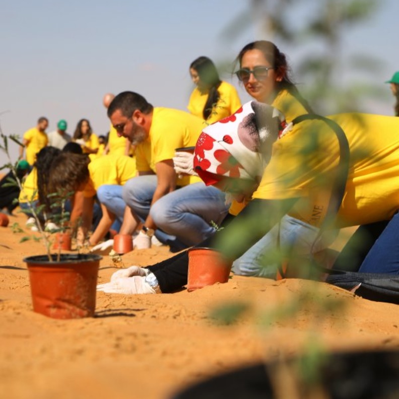 لوكسيتان تطلق حملة حماسية مليئة بالتحدي لزرع الأشجار