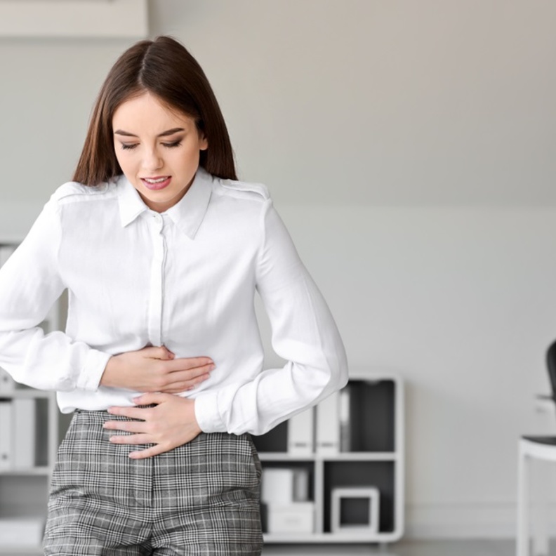 الفرق بين اعراض قرحة المعدة والاثنى عشر