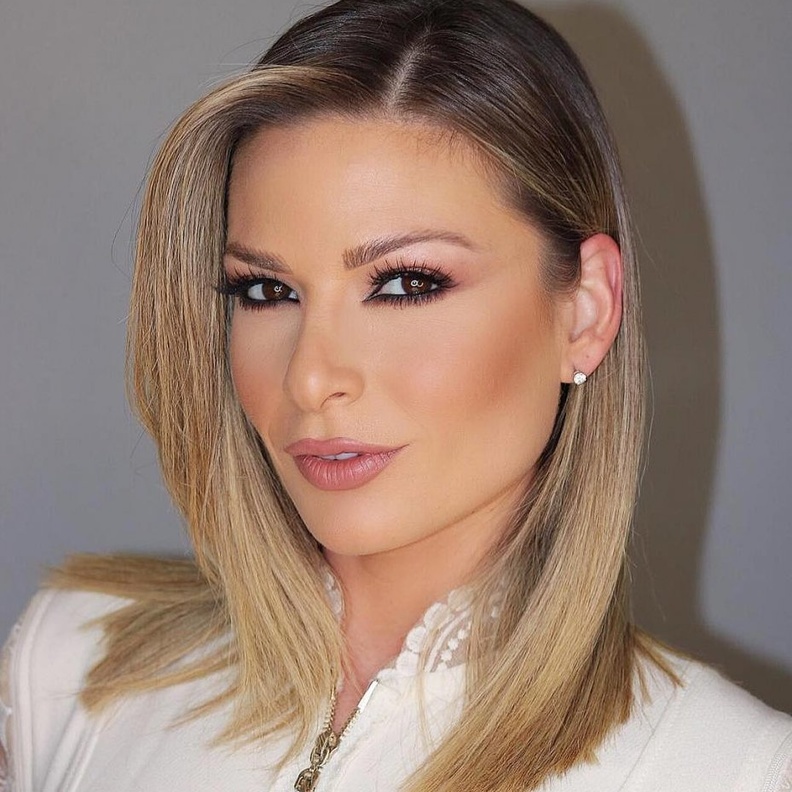 باميلا الكيك تهاجم ملكات جمال لبنان الممثلات