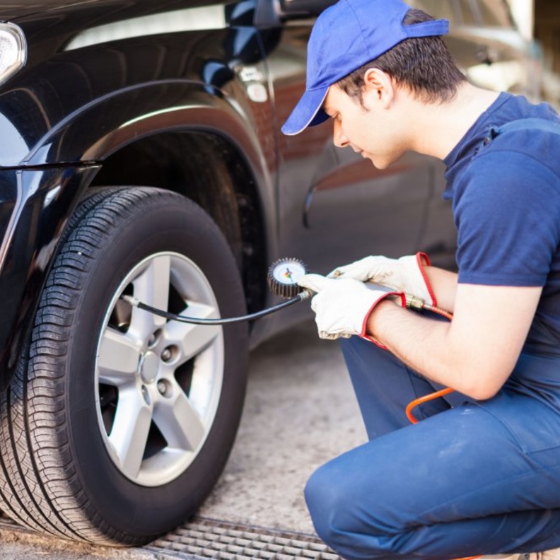 خدمة تعبئة إطارات السيارات بغاز النيتروجين لا تتوفر في محطات الوقود