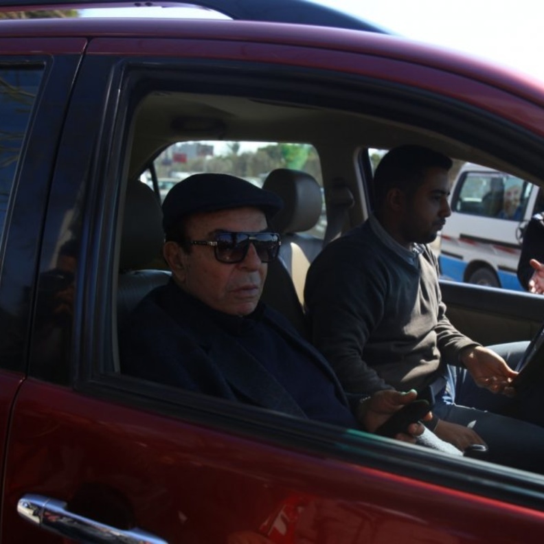 صور نجوم الفن في جنازة نادية لطفي