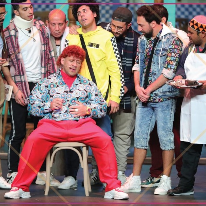 احمد مكي في العرض الاول لمسرحية حزلقوم