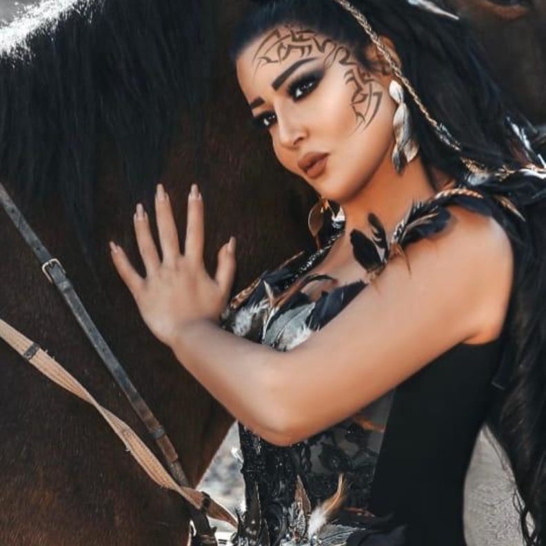  أحدث كليب لـ سمية الخشاب "عربية انا"