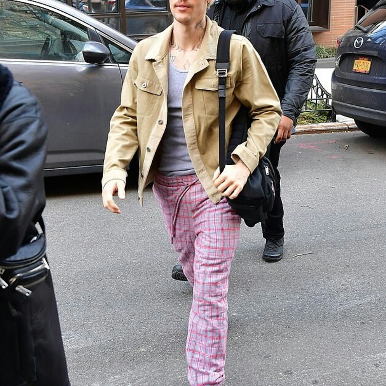 جاستن بيبر و هايلي بالدوين 