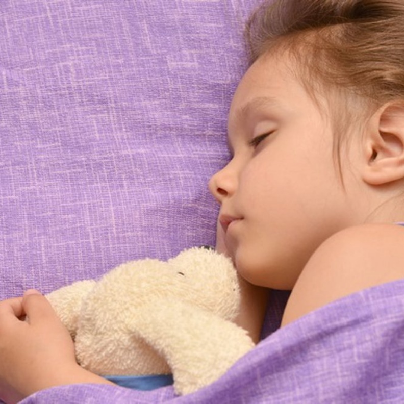 اسباب التبول اللاارادي المفاجئ عند الاطفال اثناء النوم