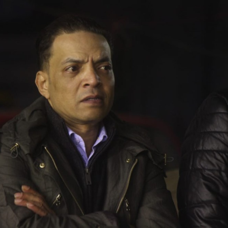 الفنان طارق الشيخ