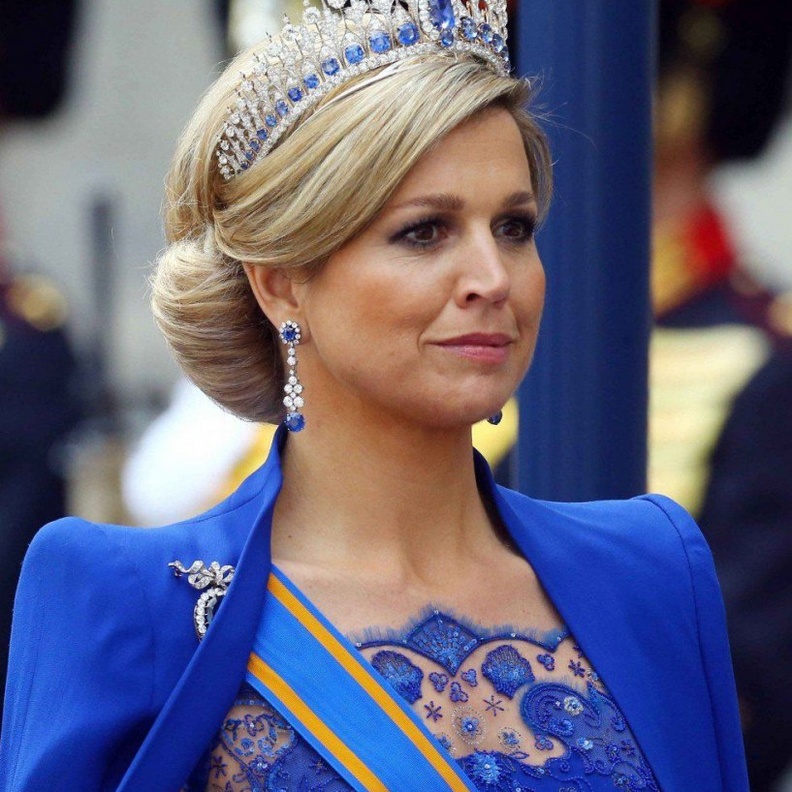 إليزابيث الثانية