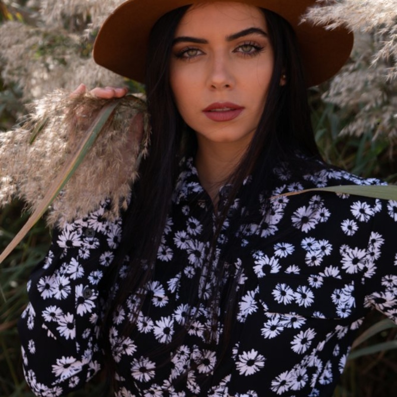 تشكيلة الربيع والصيف من NEXT ONLINE بلمسات مستوحاة من دفء الصحراء