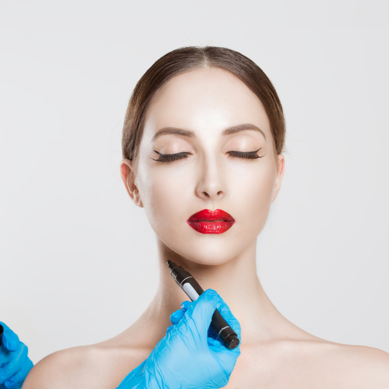 تعرفي على عملية شفط دهون اللغلوغ بالليزر وكيفية التخلص من الدهون الزائدة في هذه المنطقة من خلال تقنية الليزر