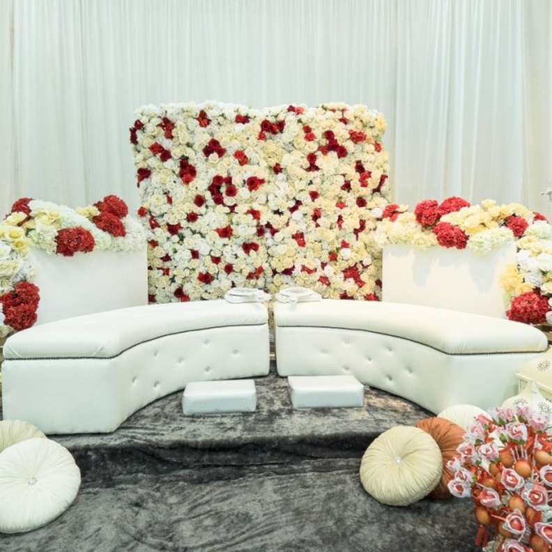 اجواء حمراء من يوم الحب