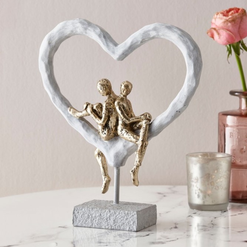 نفحات مليئة بالمشاعر والعاطفة من NEXT Online في يوم الحب