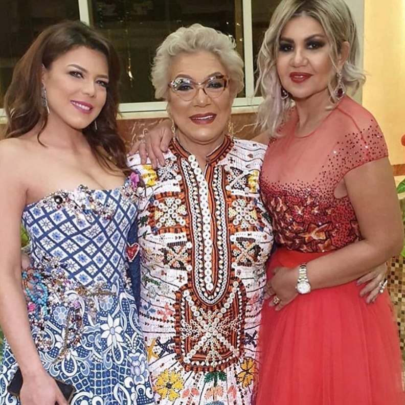 ناهد السباعي ووالدتها وبوسي شلبي