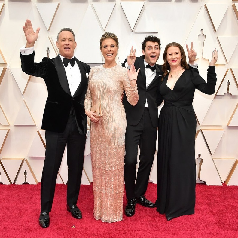 توم هانكس واسرته 