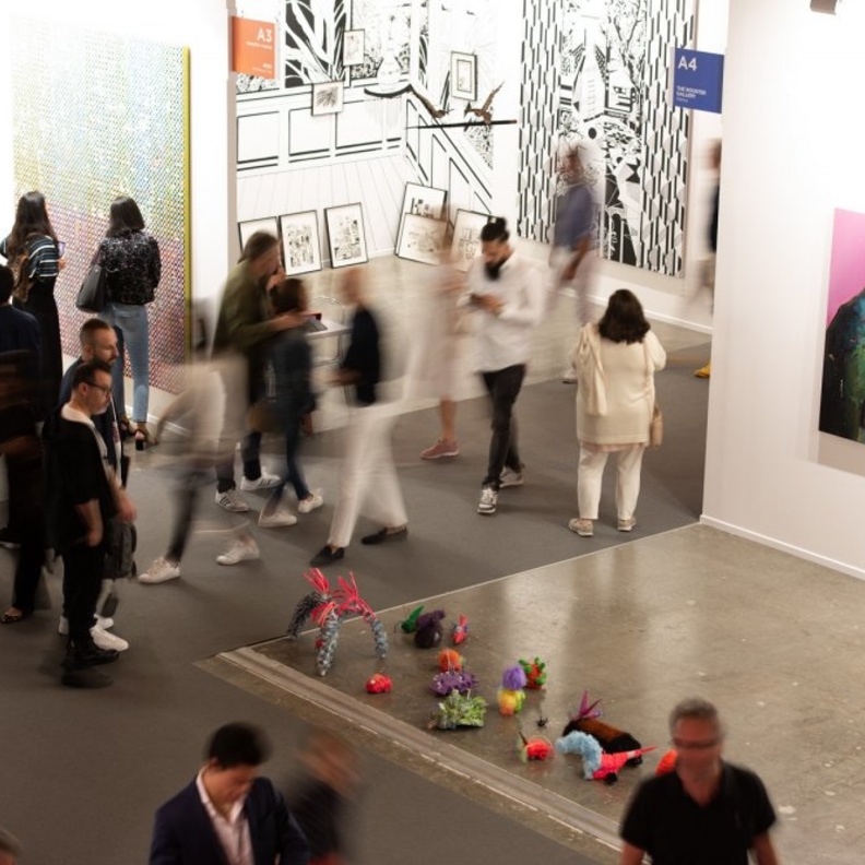 فوز السعودي فهد بن نايف بجائزة "إثراء للفنون"