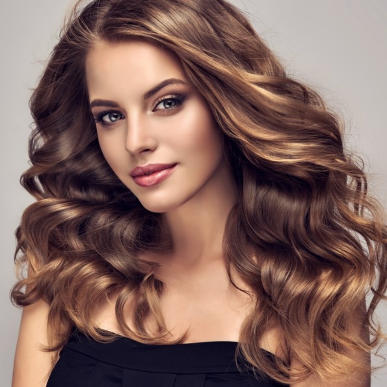 النسكافيه والكركم يمنحك لون البني الطبيعي