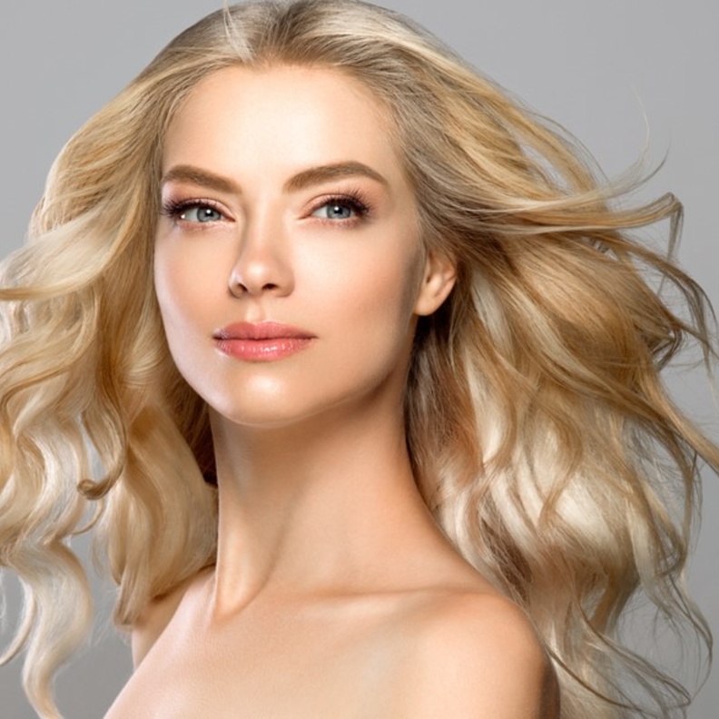  أهم النصائح للعناية بالشعر الخفيف والمتقصف