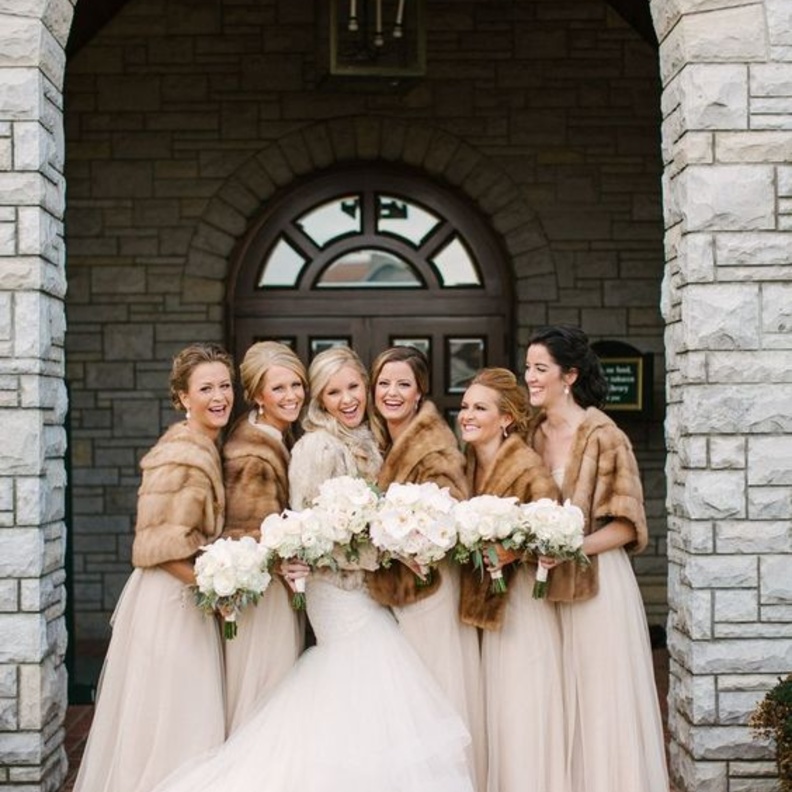 ثيم زواج فرو لعرايس شتاء 2020