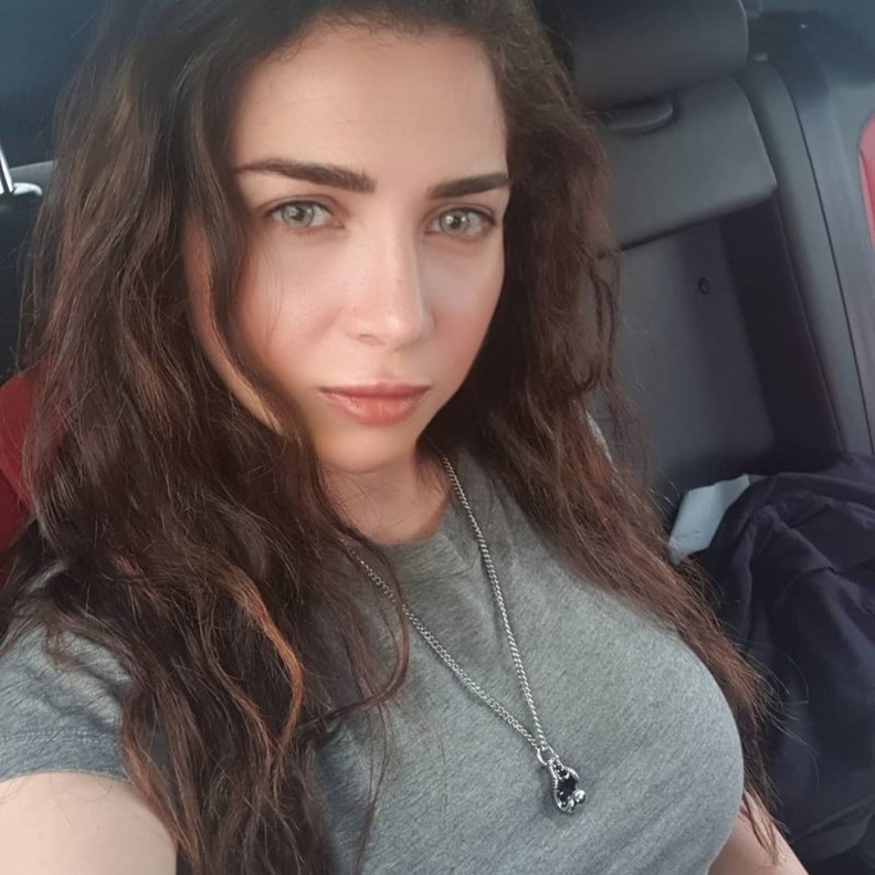 مي عز الدين