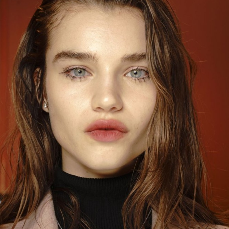 اجمل تسريحات الشعر المبلل من Kiko Kostadinov