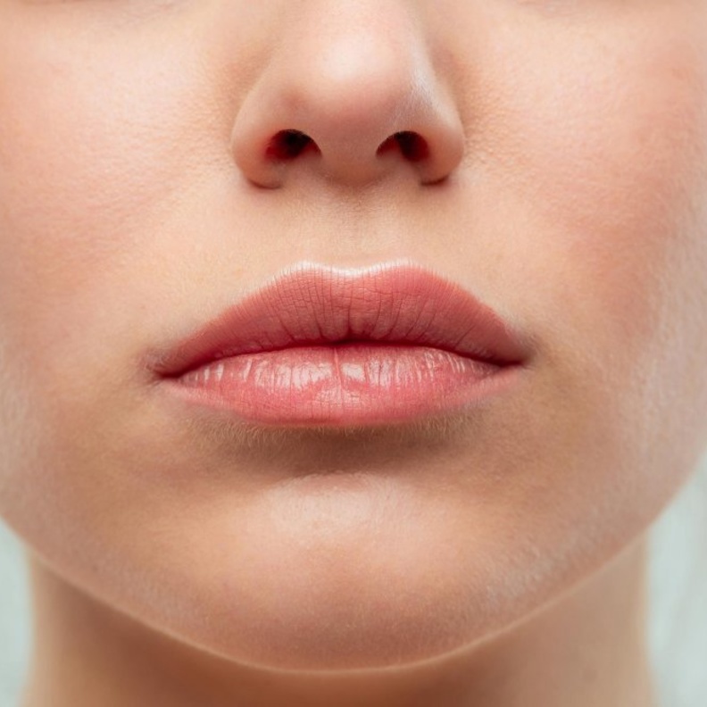 اسباب جفاف الفم وطرق علاجه