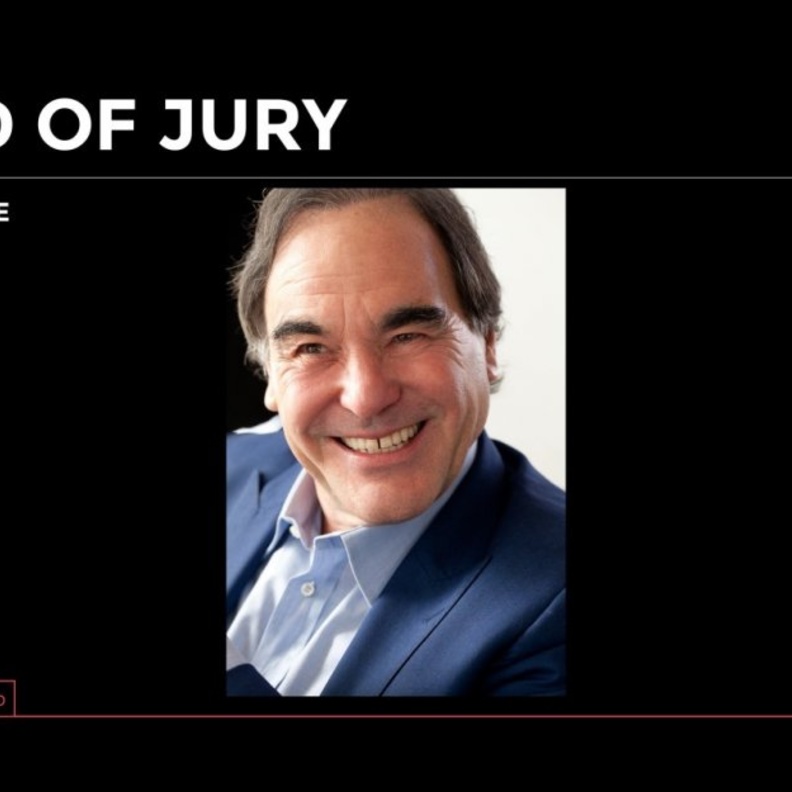  أوليفر ستون يترأس لجنة تحكيم مهرجان البحر الأحمر السينمائي الدولي