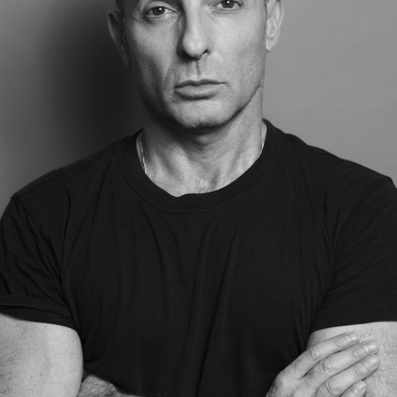 مصمم الأزياء  Alexandre Vauthier