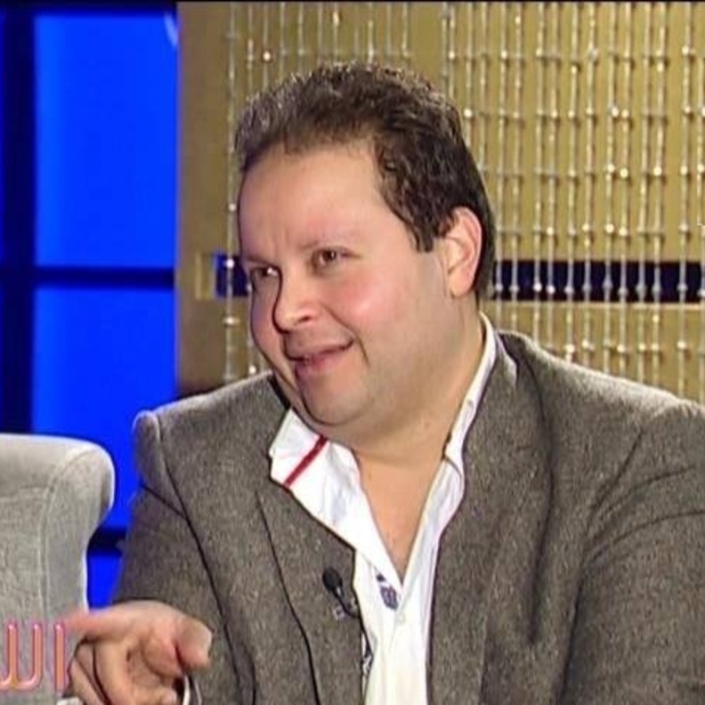 وفاة الإعلامي الشاب عمر نجيب