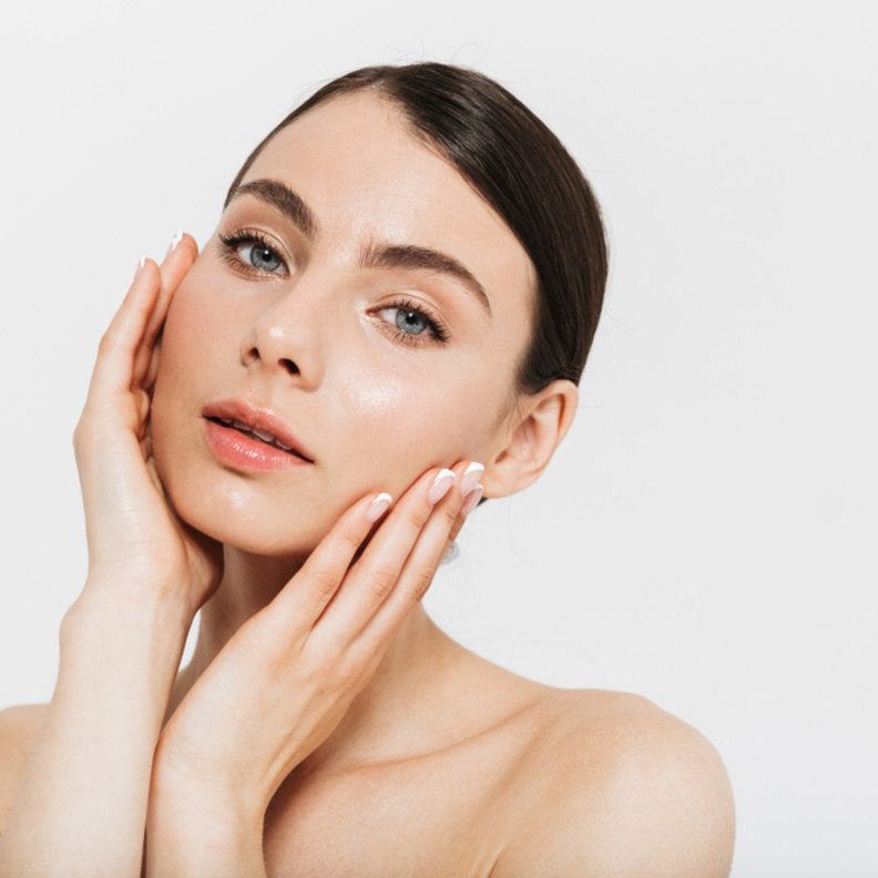 قومي بإزالة شعر الجسم باستخدام الطريقة الروسية