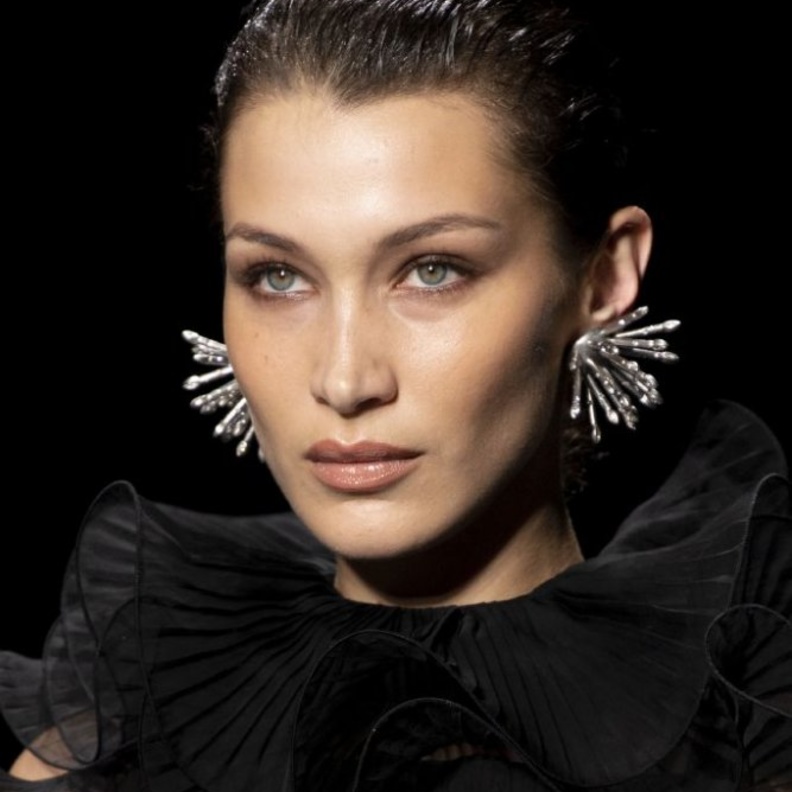 اجمل رسمات ايلاينر سوداء من وحي Ultrachic