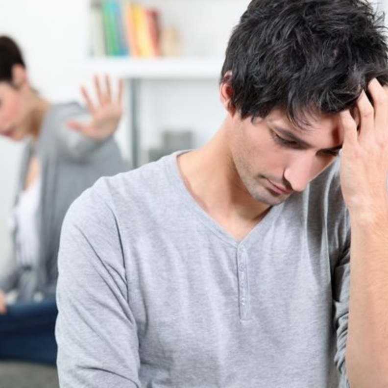 اسباب هروب الرجل من العلاقة العاطفية