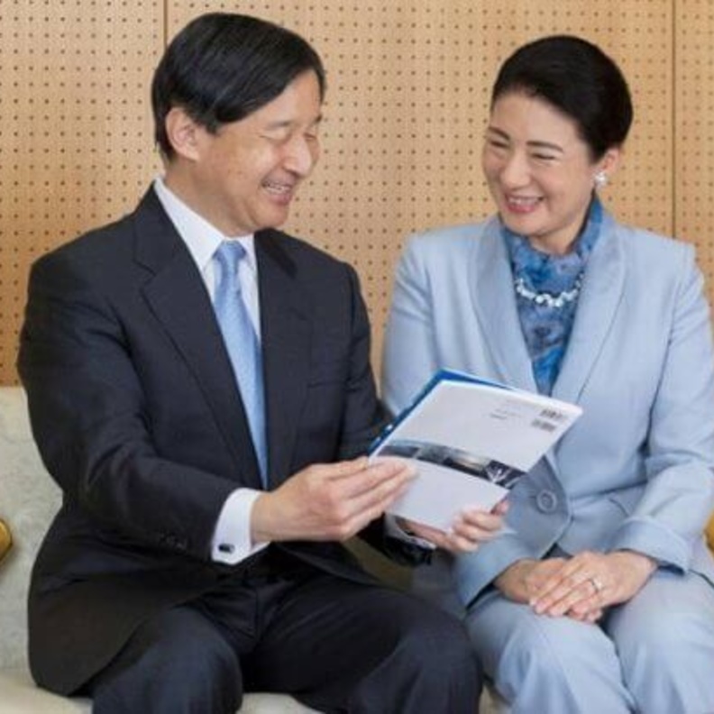 إمبراطور اليابان ناروهيتو يحتفل بعيد ميلاده الستين