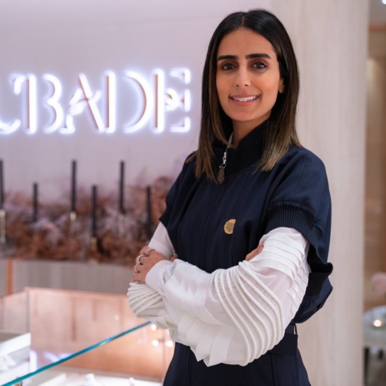 الكويتية ضحى الرمضان لـ"هي" : تعاونّا مع المصممة "إيفا فيهرين" بسبب تصاميمها المميّزة