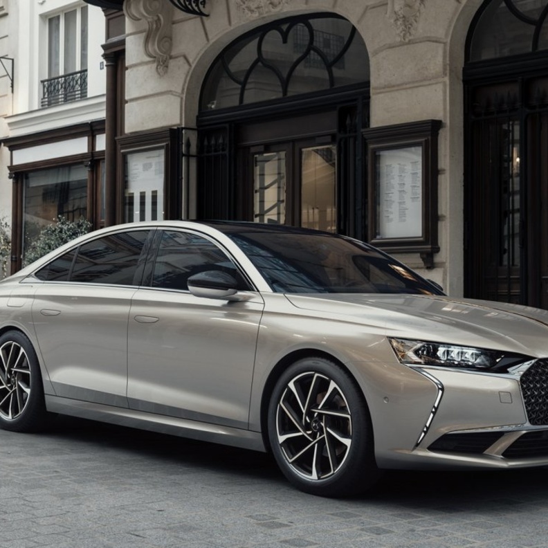 إضافات ومميزات كثيرة في سيارة دي اس 9