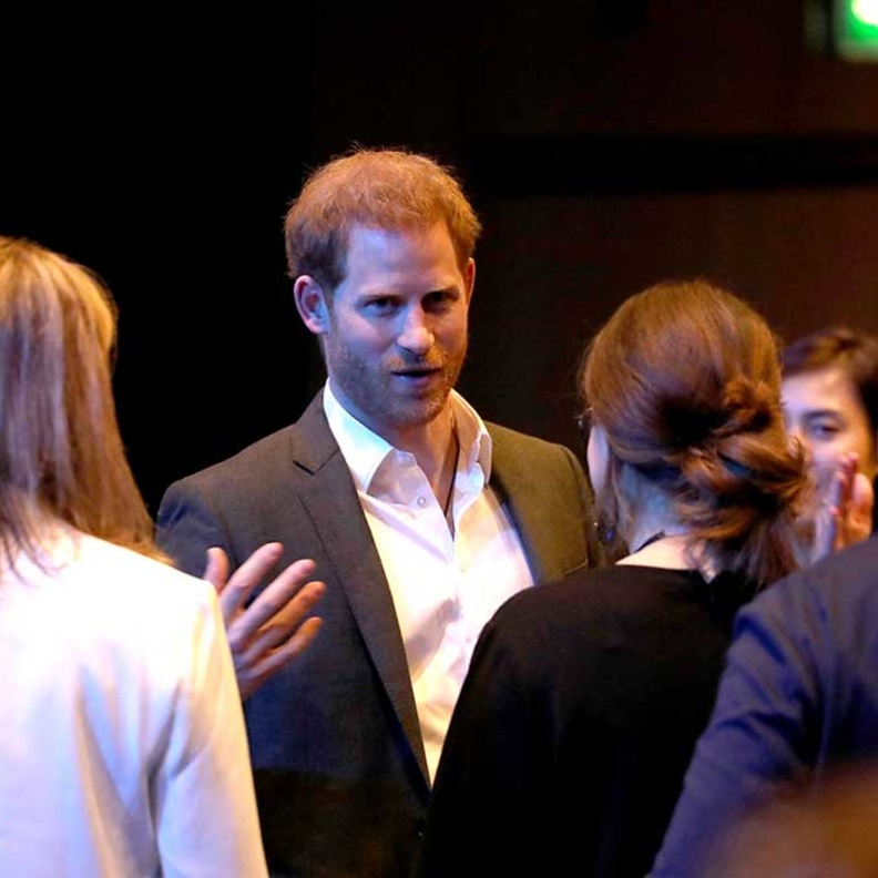 الأمير هاري يطلب بمخاطبته بـ "هاري فقط" في أحدث ظهور له