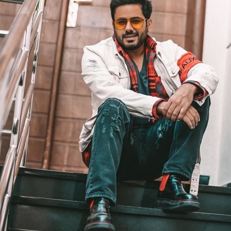 استنفار النجوم بسبب فيروس "كورونا