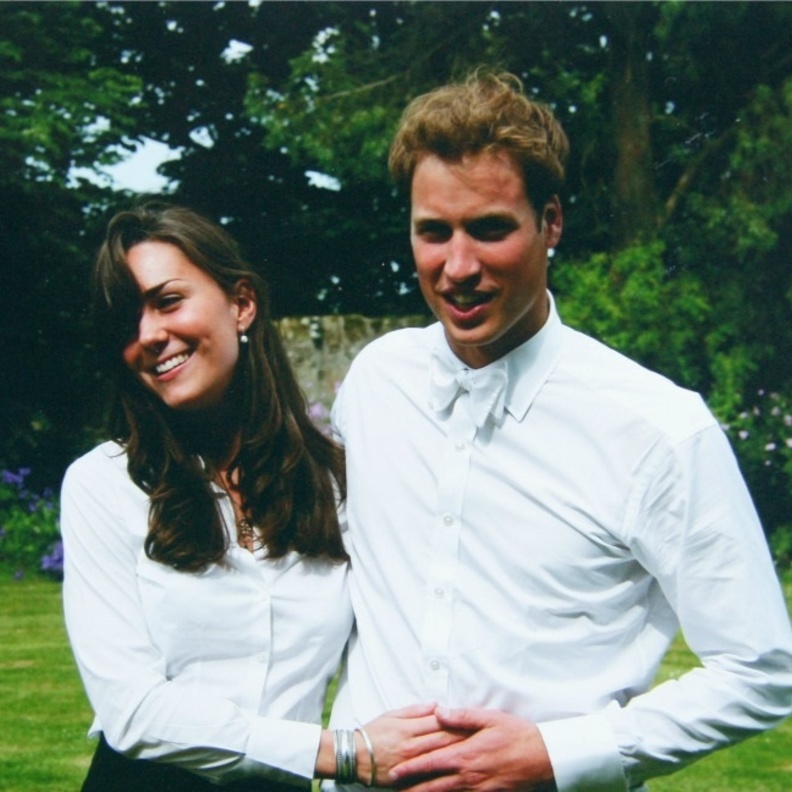 مناسبات توافقت فيها ملابس الأمير ويليام مع زوجته كيت ميدلتون