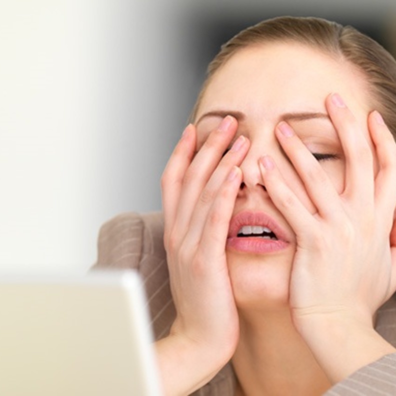 كيف تقاوم المرأة الضغوط النفسية من حولها