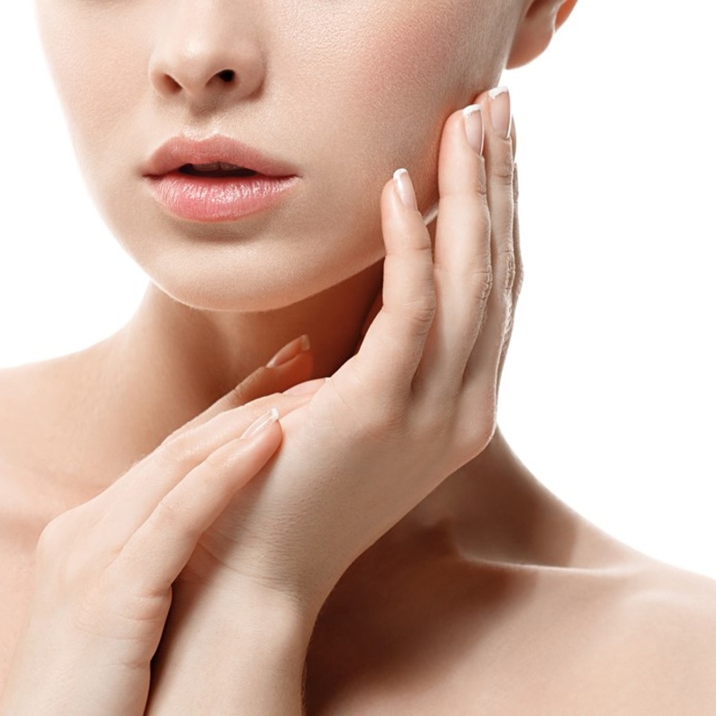  زيت الزيتون يمنح أظافرك القوة والطول