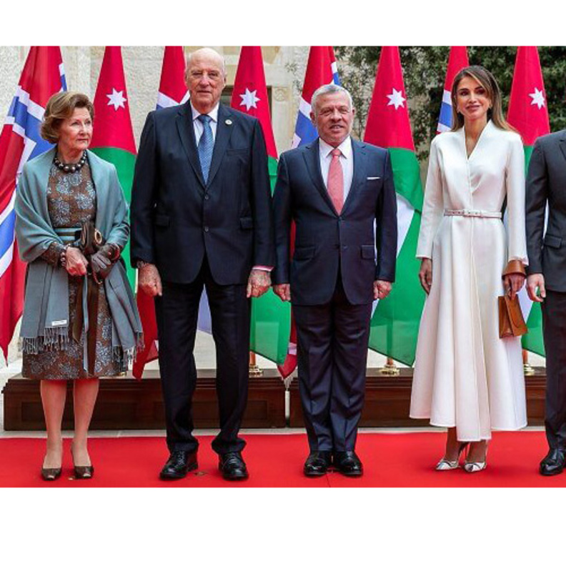 الملك عبدالله الثاني يستقبل ملك وملكة النرويج