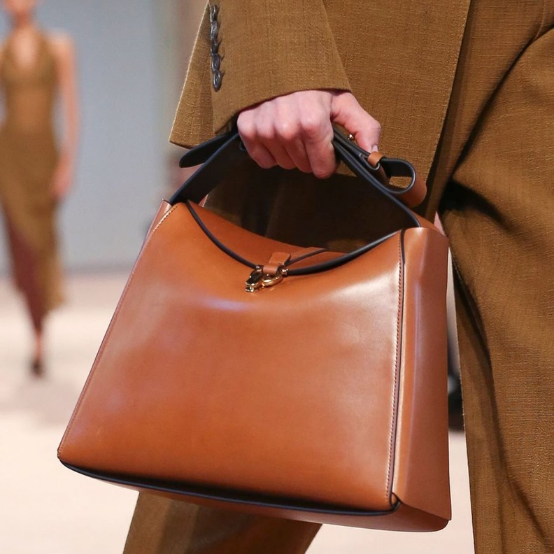 حقيبة يد مطرزة من Salvatore Ferragamo